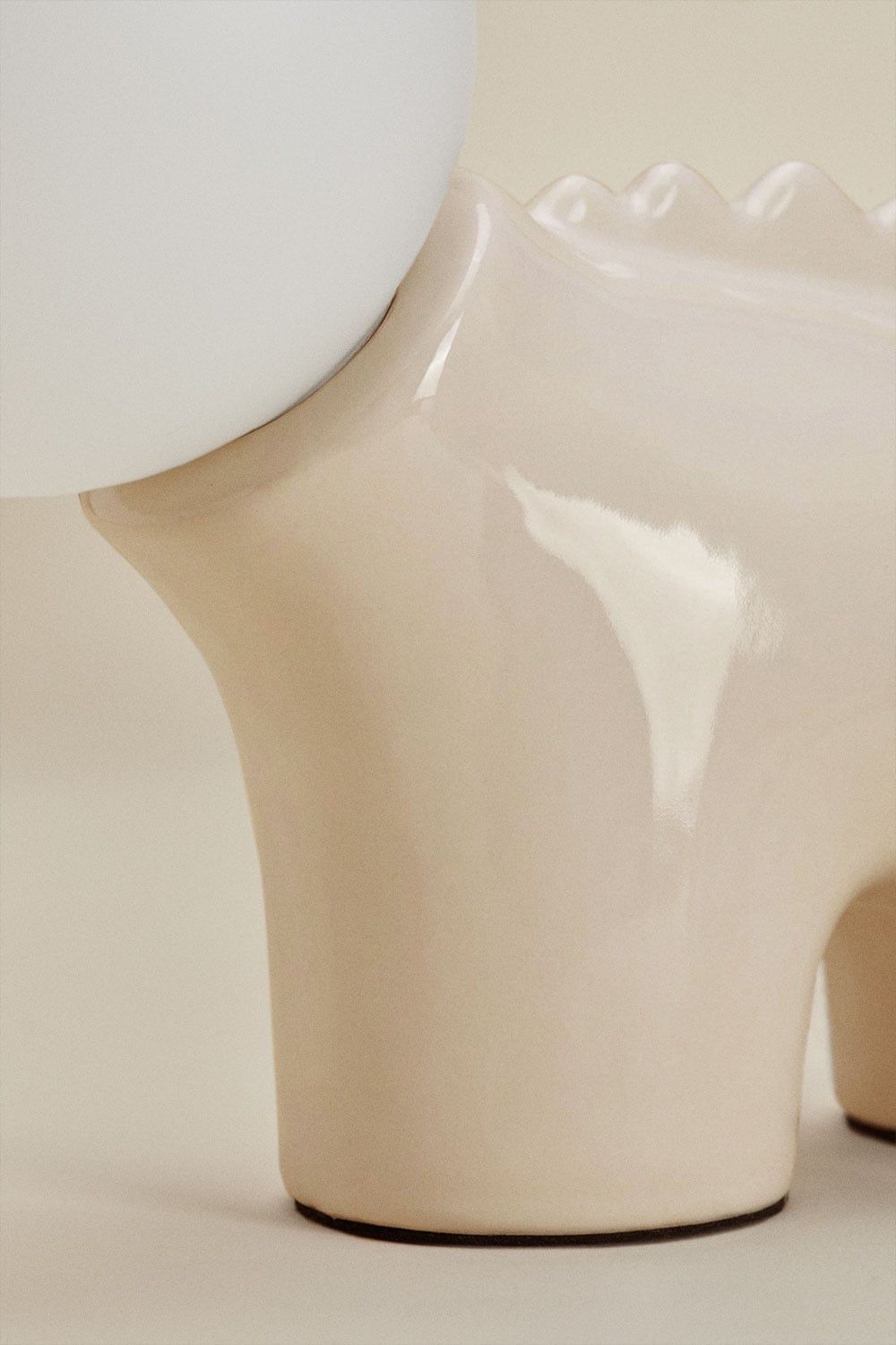 Lampa stołowa ceramiczna z kryształową kulą Maloa, obrazek w galerii 4