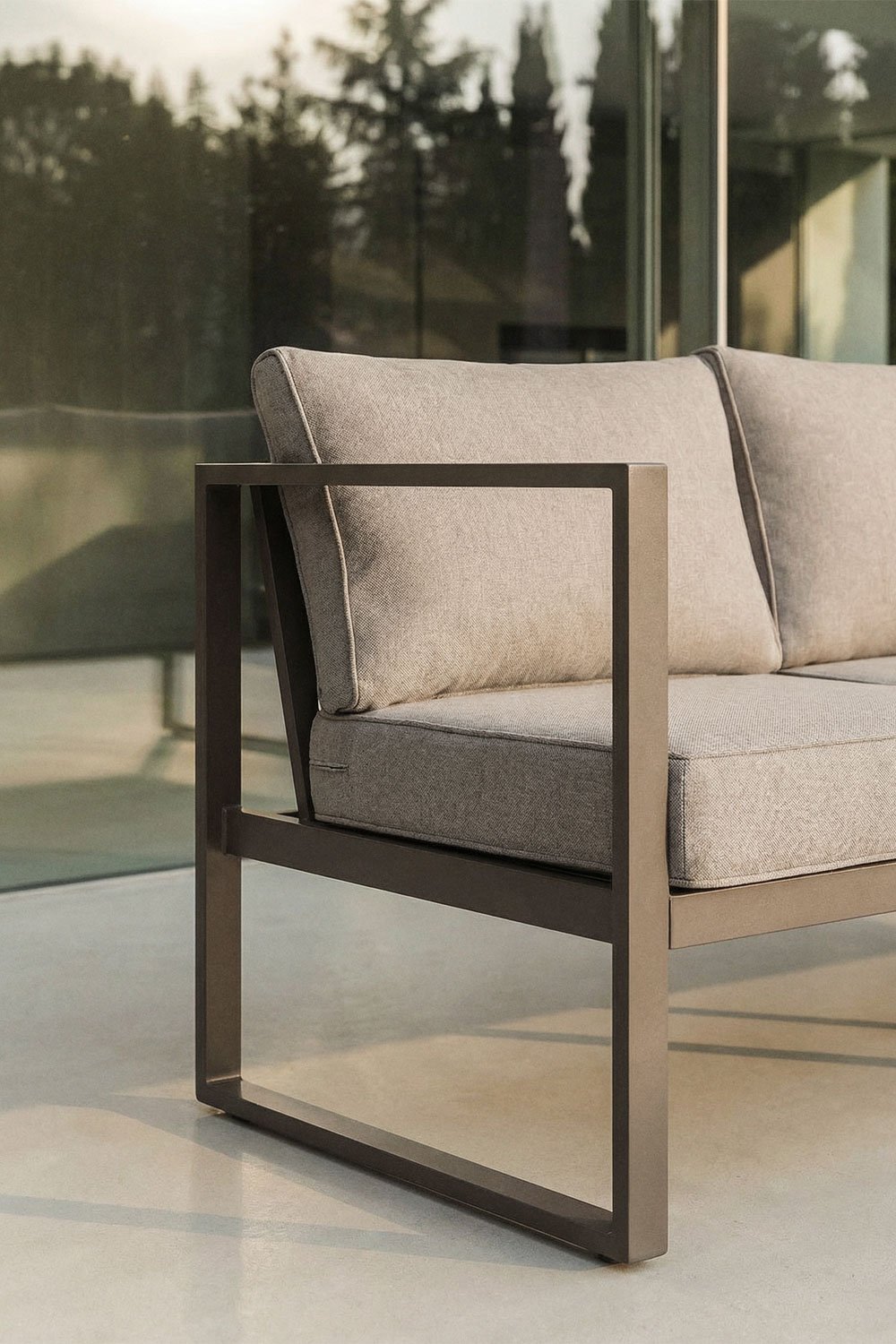 Sofa ogrodowy 3-osobowy z aluminium Lipov, obrazek w galerii 2