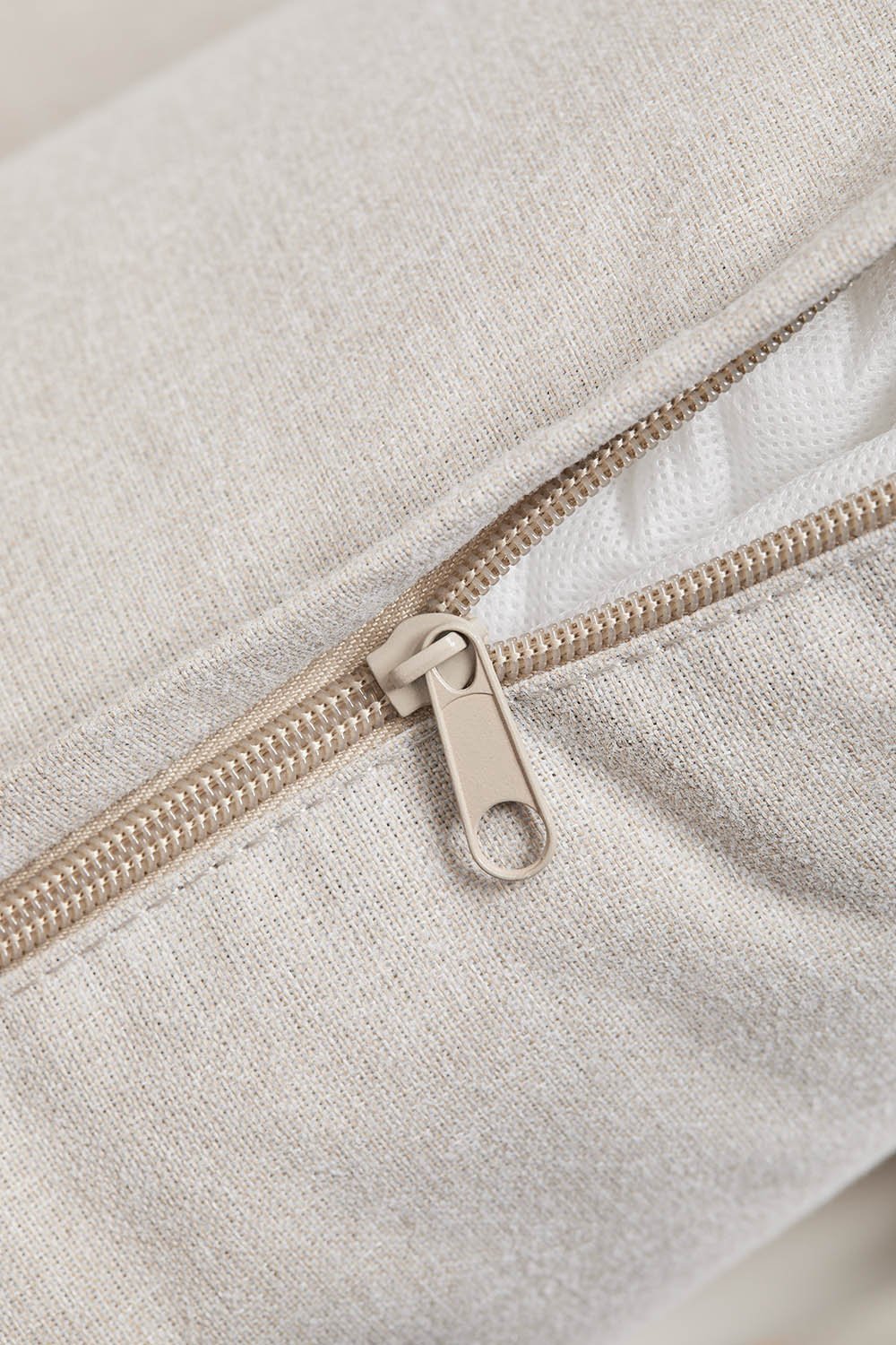 Zestaw ogrodowy z dwuosobową sofą i stolikiem kawowym z aluminium i syntetycznego rattanu Duroli, obrazek w galerii 5