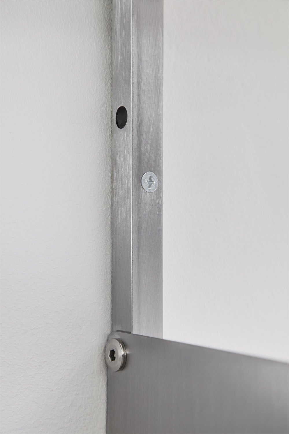 Regał ścienny ↔︎70 cm ze stali nierdzewnej Nolvia, obrazek w galerii 6