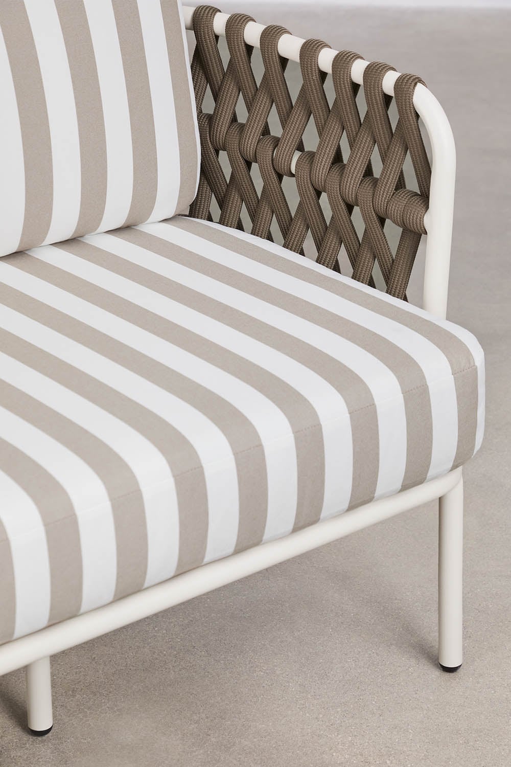 Sofa ogrodowy 3-osobowy z aluminium i plecionego sznurka Tevary, obrazek w galerii 4