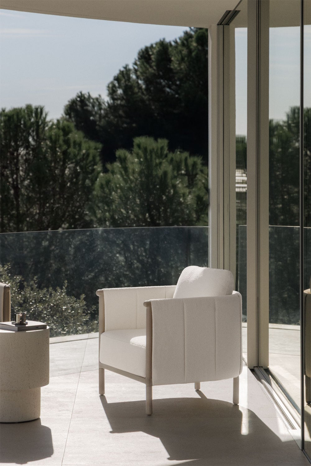 Fotel ogrodowy z bouclé i aluminium Boleni, obrazek w galerii 8