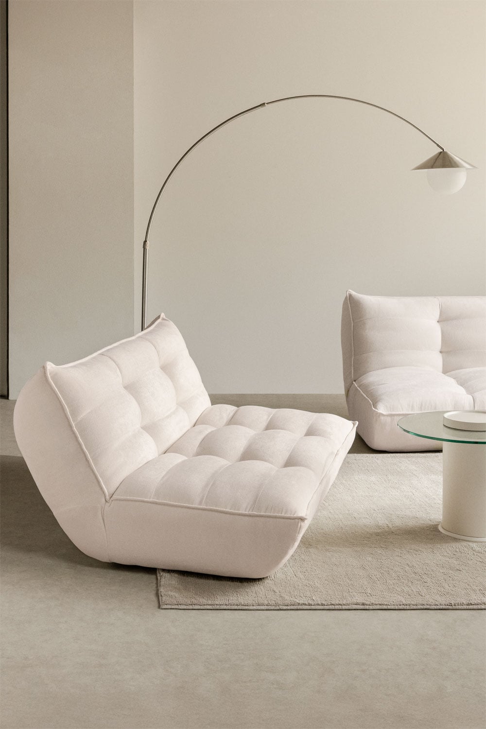 Sofa rozkładany dwuosobowy tapicerowany Mati, obrazek w galerii 1