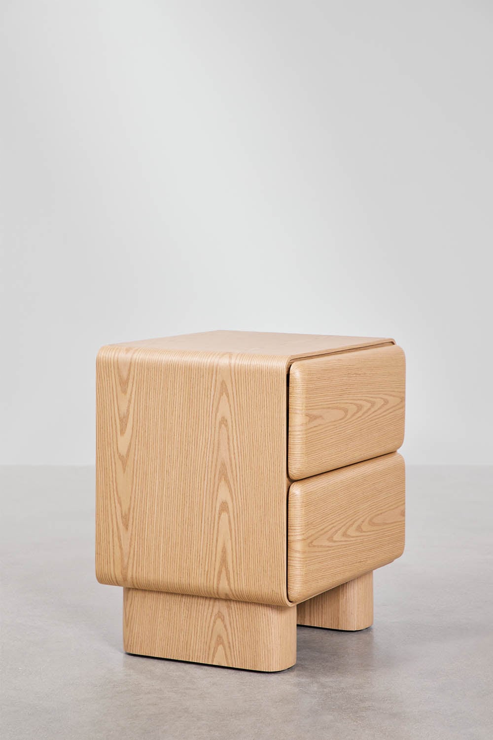 Prostokątna szafka nocna z dwoma szufladami z MDF Sheila, obrazek w galerii 2