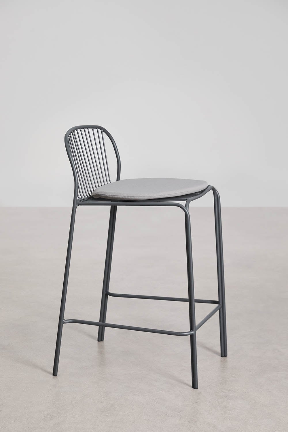 Taboret ogrodowy wysoki z stali Anerina, obrazek w galerii 2