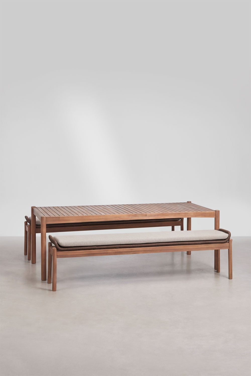 Zestaw stołu prostokątnego 180x90 cm i 2 ławek do jadalni z drewna akacjowego i plecionej liny Karvia, obrazek w galerii 1