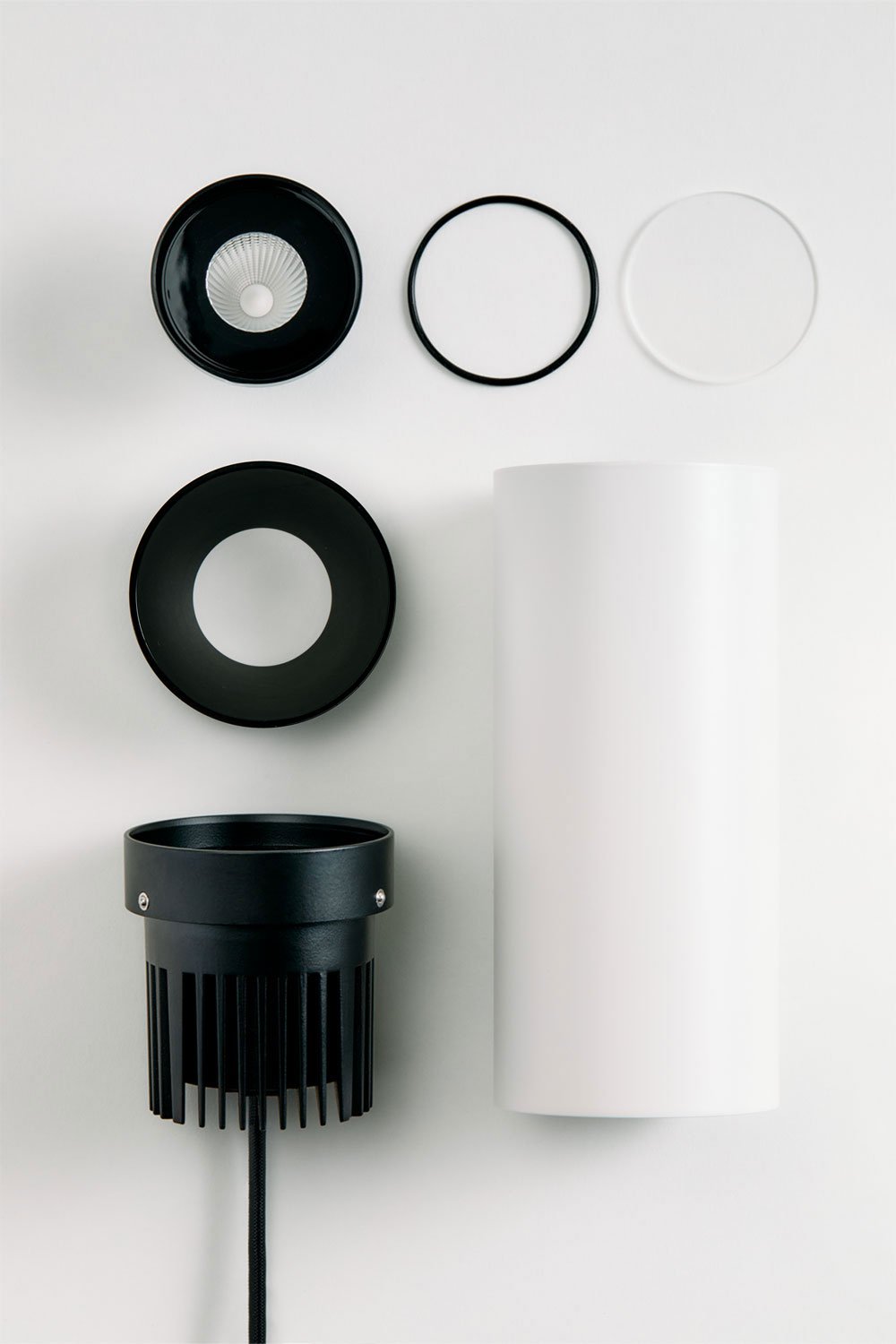 Pack 4 okrągłych natynkowych plafonów sufitowych LED Ø7,2 cm do użytku zewnętrznego, wykonanych z aluminium Luisiana, imagen de galeria 7