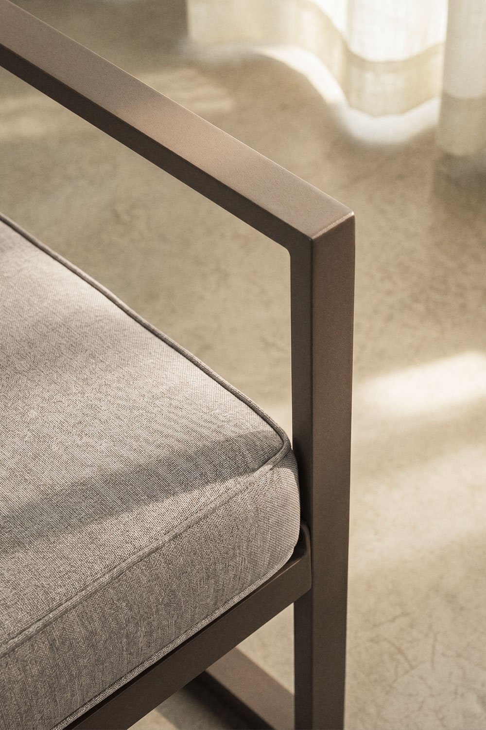 Fotel aluminiowy Lipov, obrazek w galerii 2