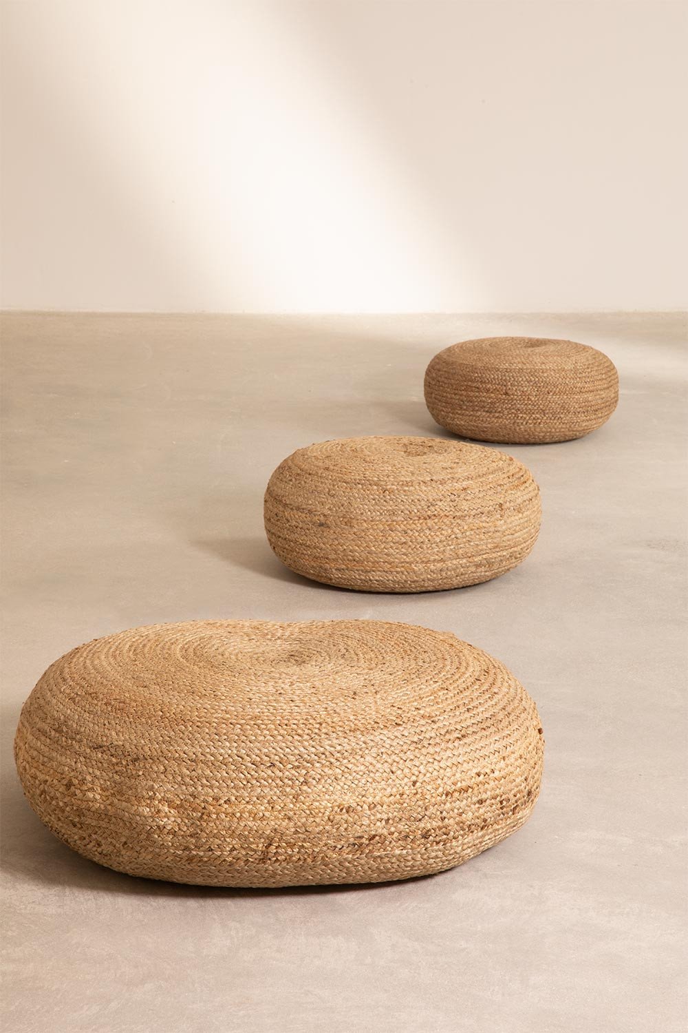 Okragly Puf z Juty Pilew, obrazek w galerii 5