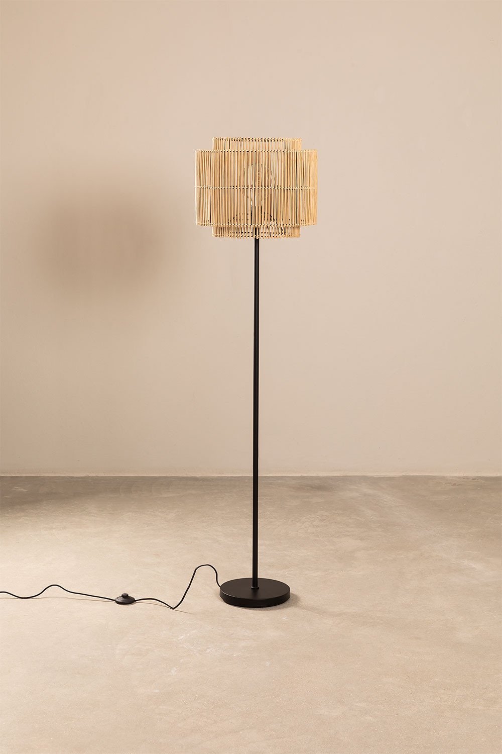 Lampa podłogowa z bambusa Kapua, obrazek w galerii 3