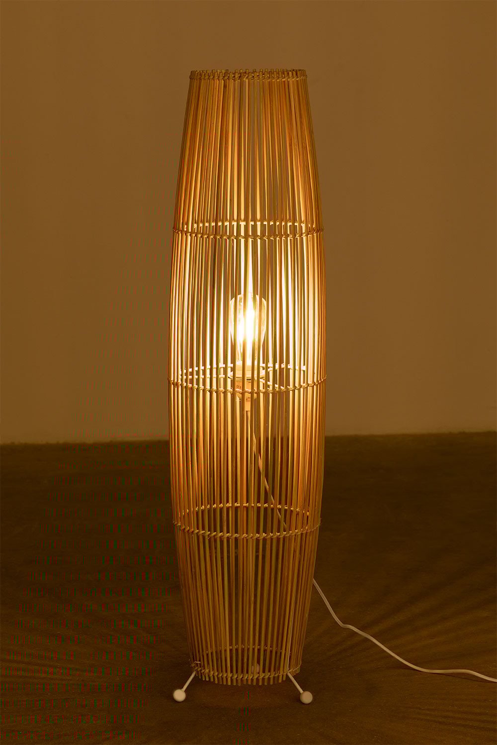 Bambusowa Lampa Podlogowa Khumo, obrazek w galerii 4