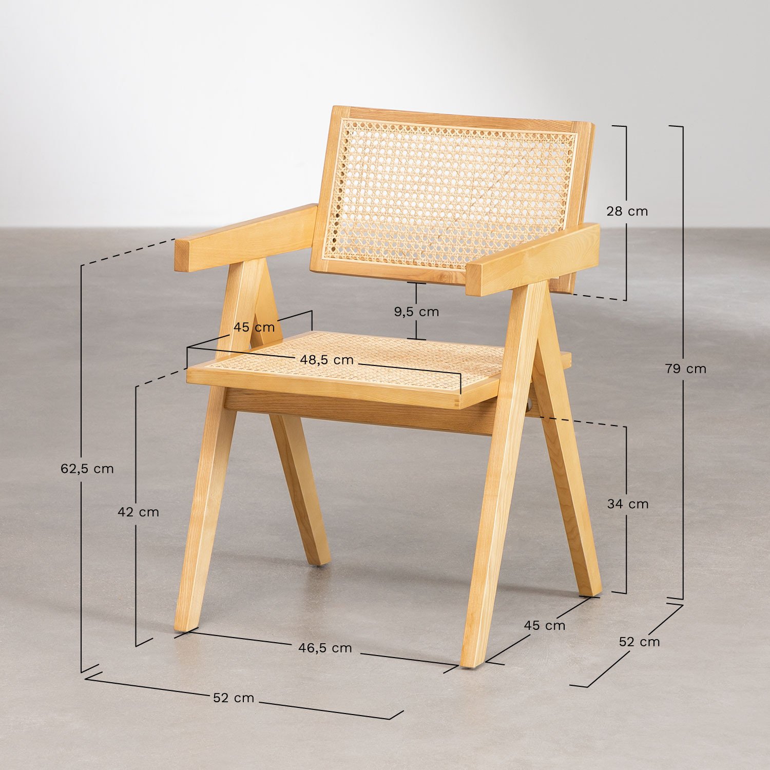 Conjunto de Mesa de Jantar Redonda em MDF (Ø140 cm) Pleven e 4 Cadeiras com Braços em Madeira de Freixo e Rattan Estilo Lali, Dimensões