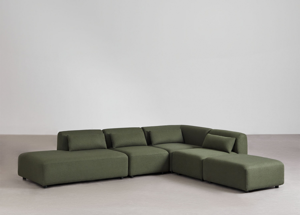 Sofá modular de canto de 4 peças com chaise longue esquerda e pufe Fogler - Chenille Verde Sálvia