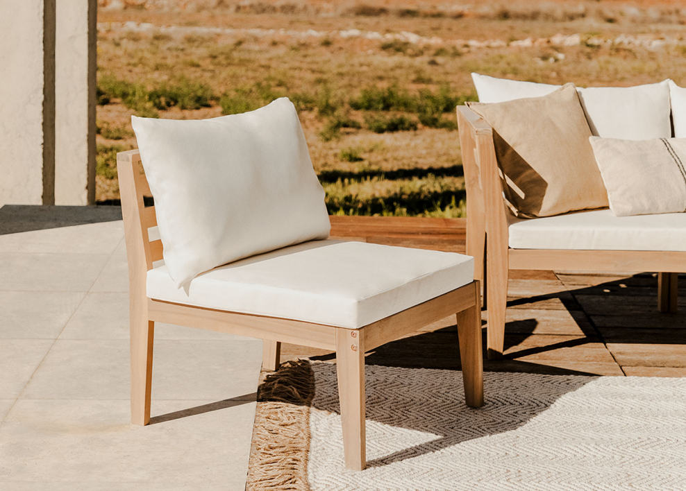 Módulo central para sofá modular de jardim Filips em madeira de acácia