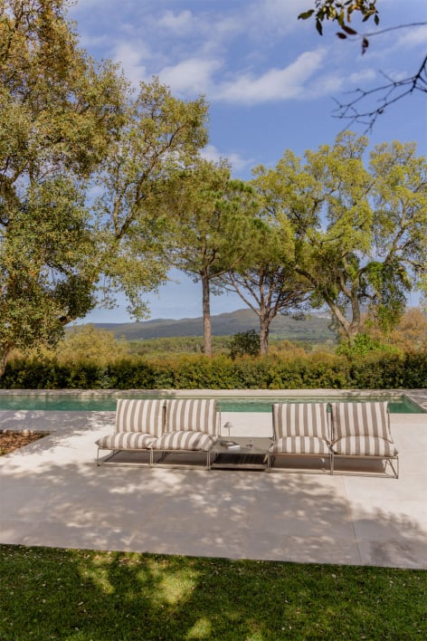 Conjunto de jardim com 2 sofás modulares de 2 peças e mesa auxiliar conversível Amaro -  Tapioca Bege - Castanho Moka