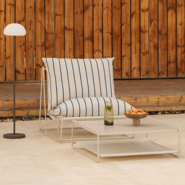Conjunto De Jardim Amaro Com Poltrona Conversível E Mesa Lateral Tapioca Bege - Azul- Marinho - Sklum