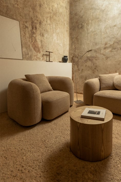 Poltrona em chenille grossa cor castanho latte Coco - Chenille Espesso Latte Marrom