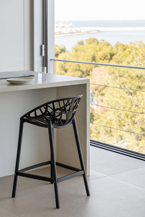 Banco alto 65 cm em polipropileno preto Ores