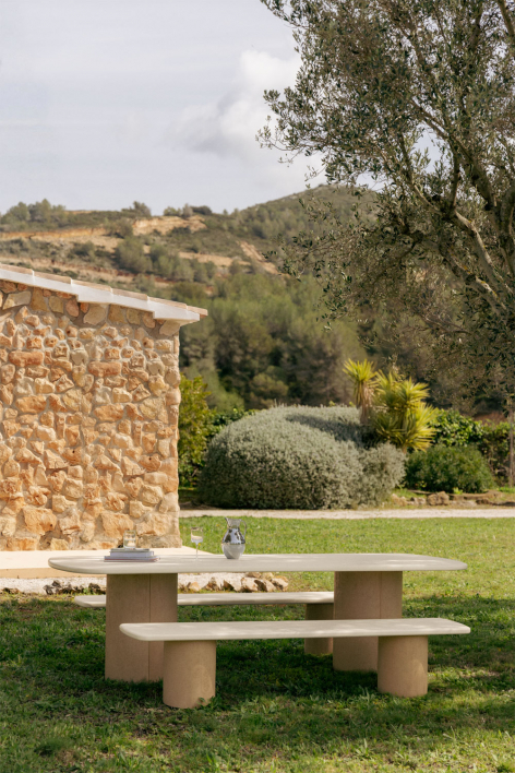 Mesa de jardim retangular em cimento e madeira de acácia Sharpay - 230 x 110 cm