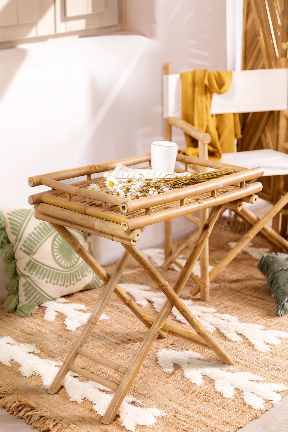 Mesa Lateral Dobrável com bandeja em Bambu Wallis, imagem de galeria 1