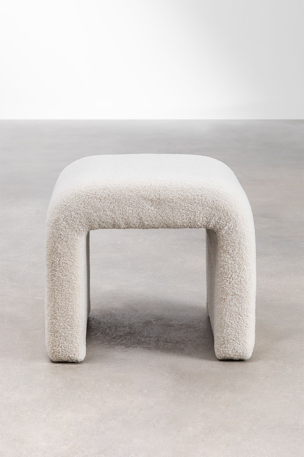 Banqueta baixa de pele de carneiro Carlise, imagem de galeria 3