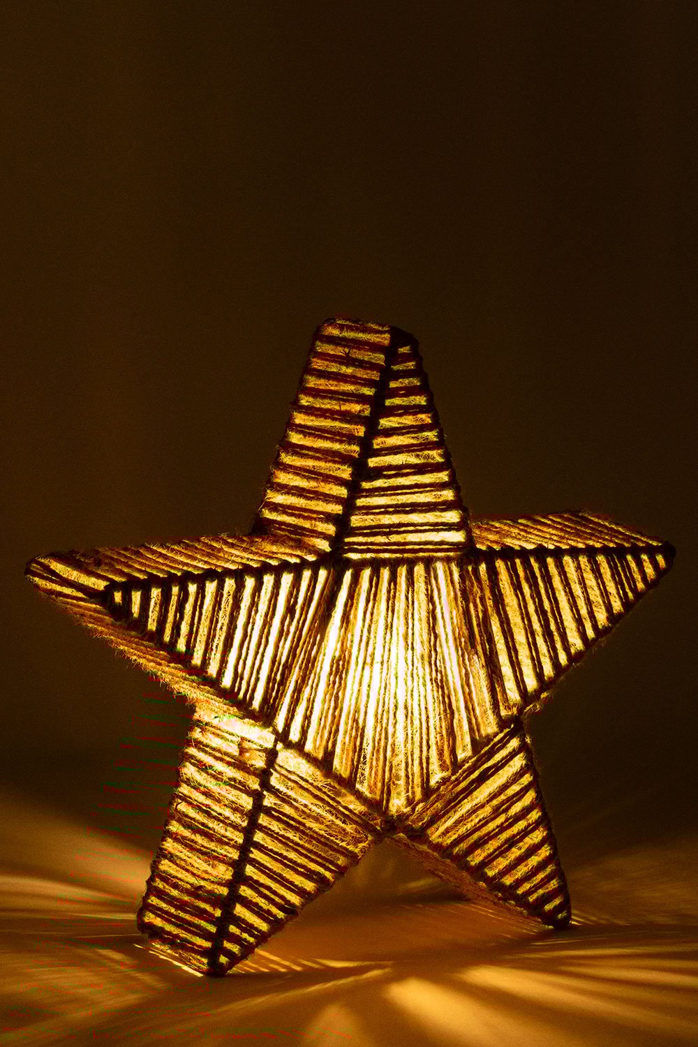 Estrela decorativa com luzes LED Silviya, imagem de galeria 3