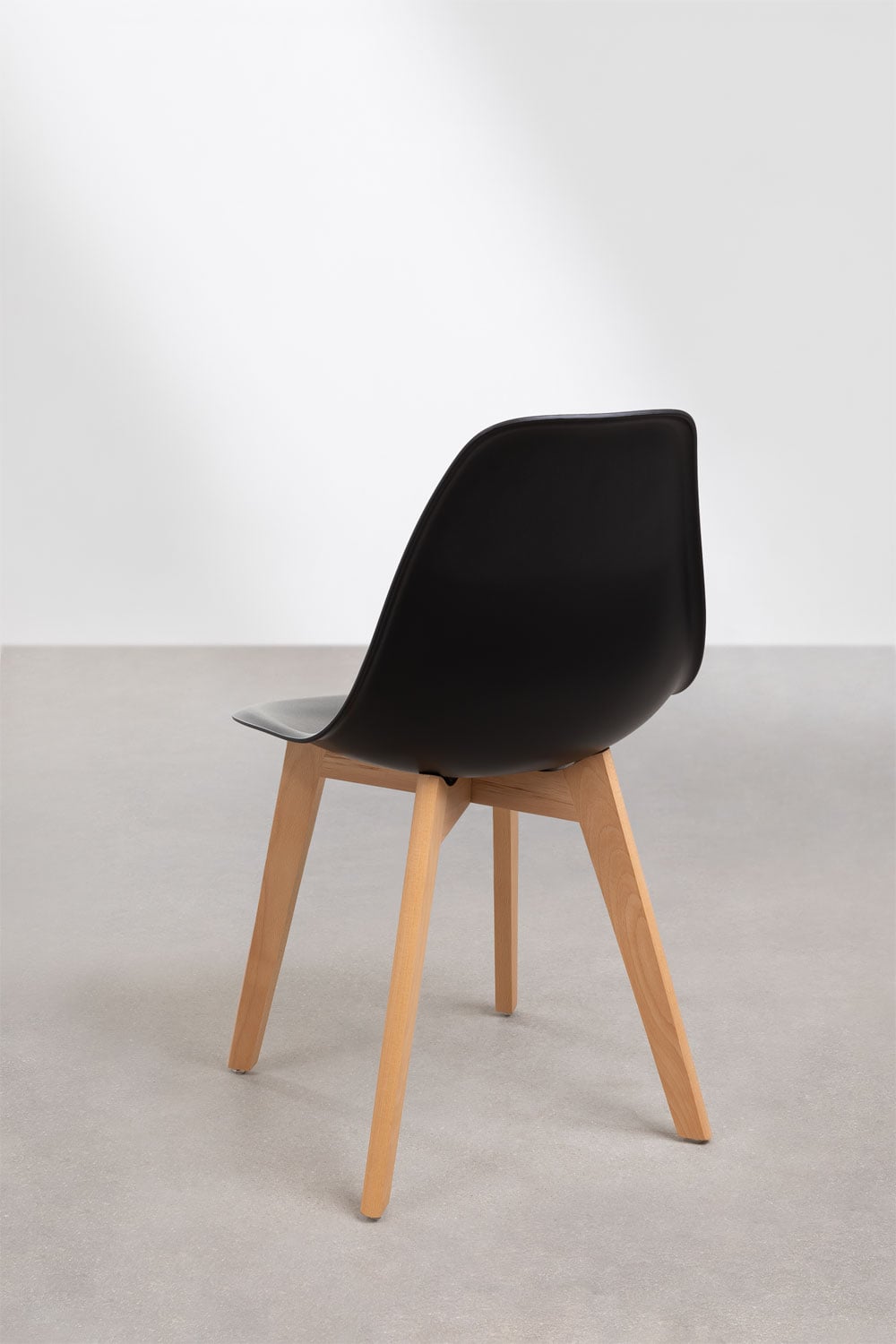 Pack de 4 cadeiras de jantar em polipropileno e madeira de faia Scand Nordic, imagem de galeria 5