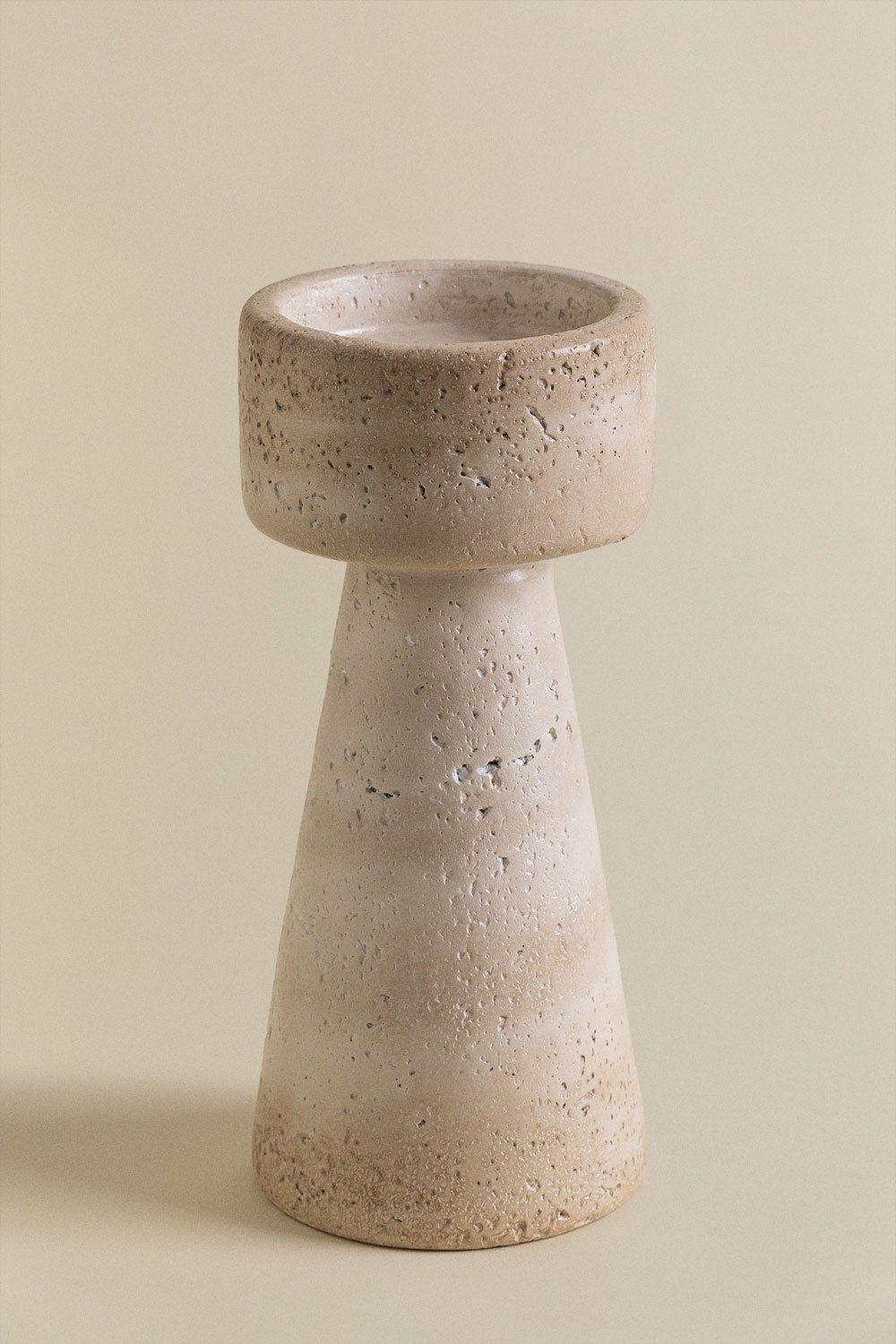 Candelabro em Cimento Aumont, imagem de galeria 1