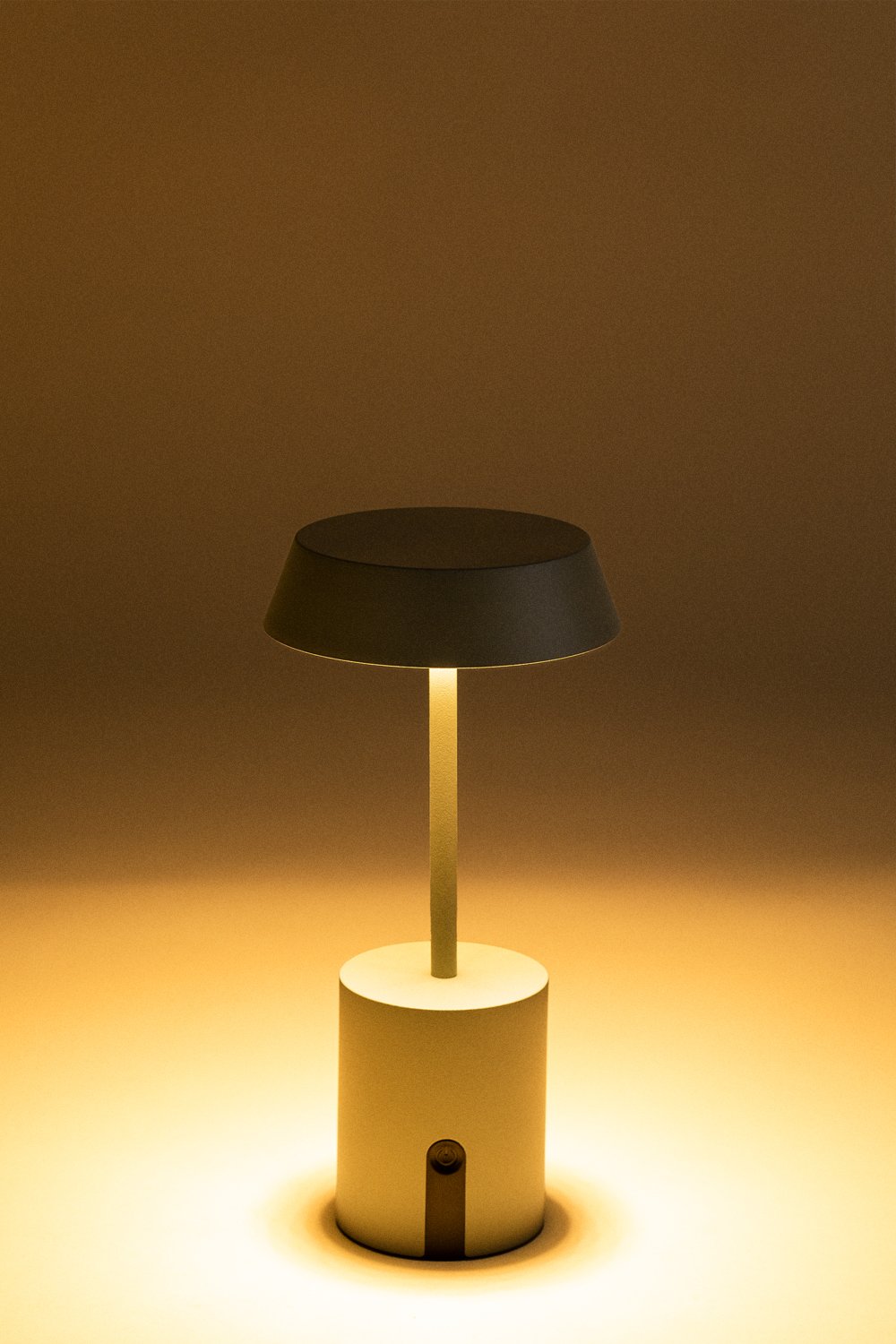 Lâmpada de mesa LED sem fio para exterior Uliana, imagem de galeria 4