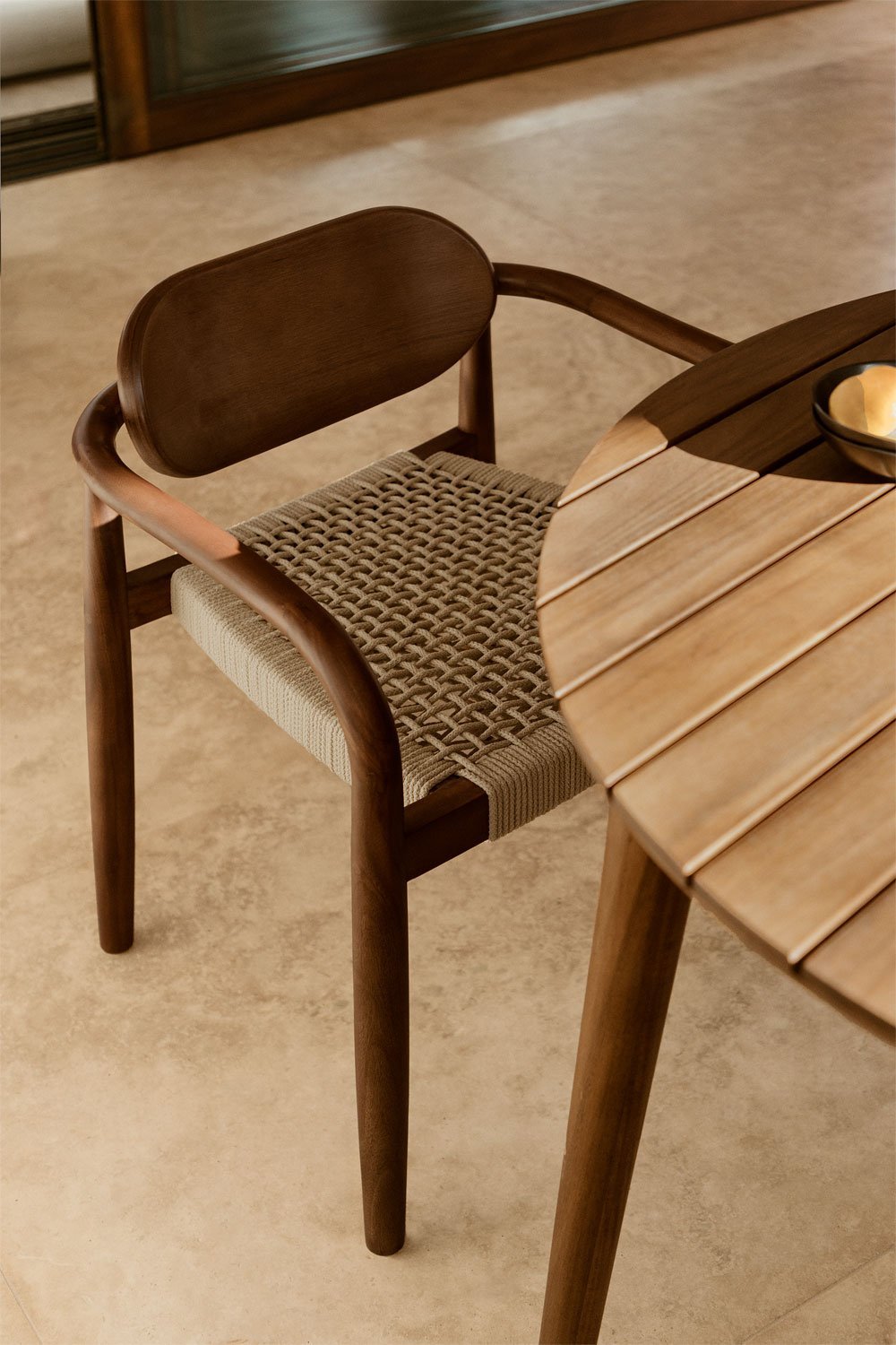 Cadeira de jantar com braços em madeira Naele Vintage, imagem de galeria 1