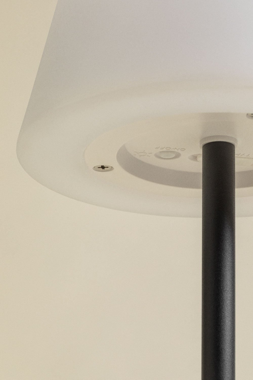 Lâmpada de mesa LED sem fio para exterior Megumi, imagem de galeria 6