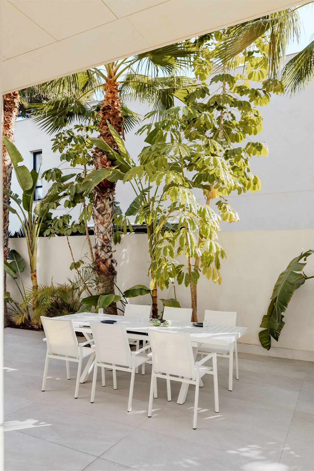 Conjunto de mesa de jardim extensível retangular (180-240x90 cm) e 6 cadeiras de jardim empilháveis de alumínio Karena, imagem de galeria 1