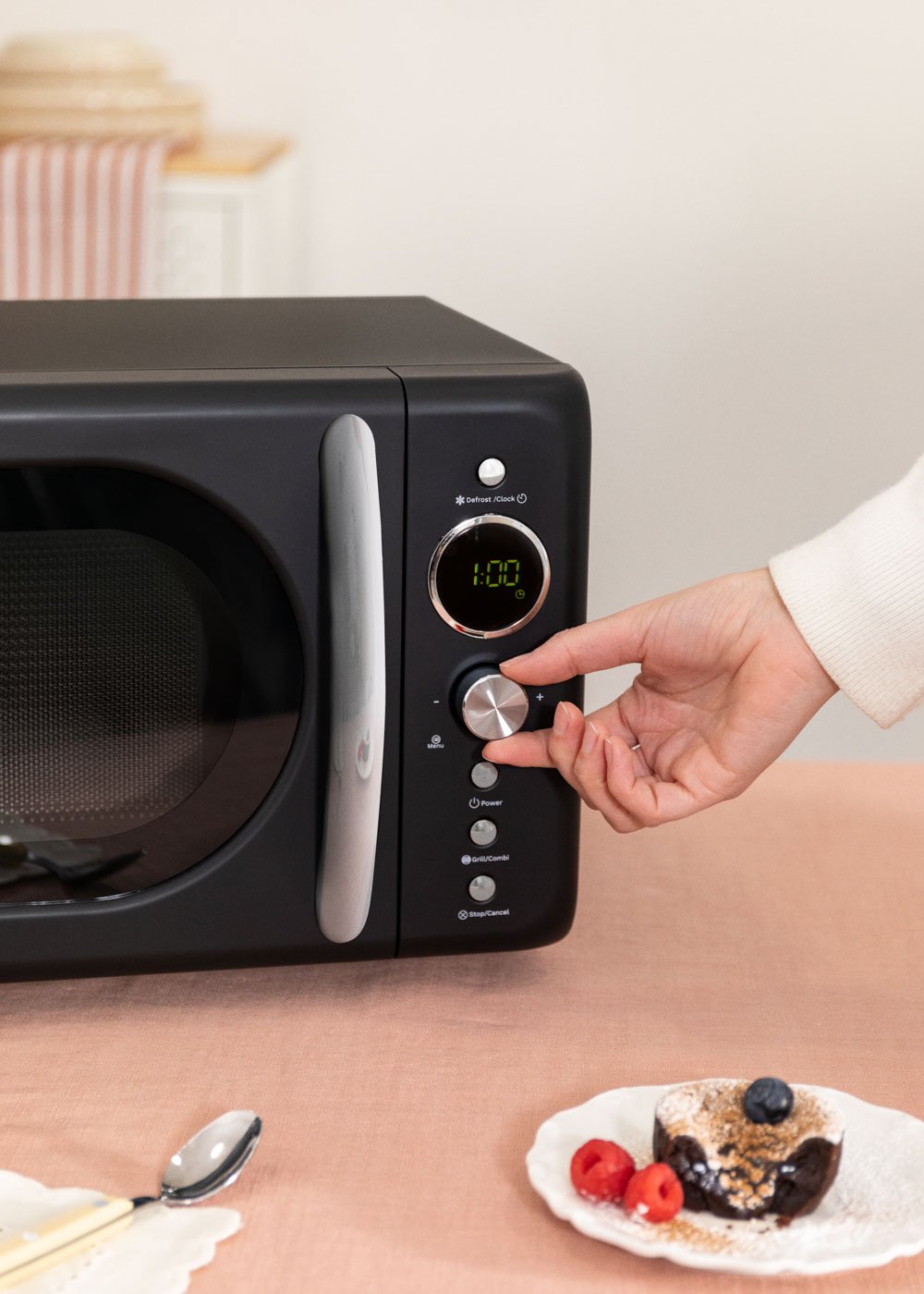 CREATE - MICROWAVE RETRO - Micro-ondas grill digital 900 W, imagem de galeria 3