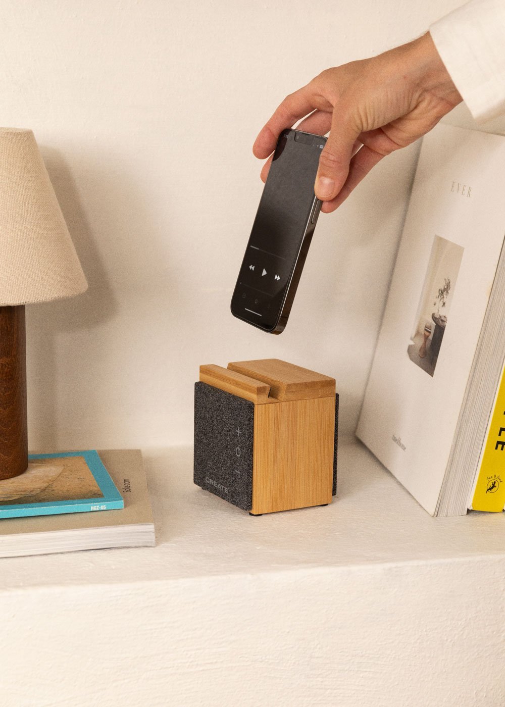 CREATE - SPEAKER MINI PRO BAMBOO - Altifalante bluetooth em bambu com suporte para smartphone, imagem de galeria 4