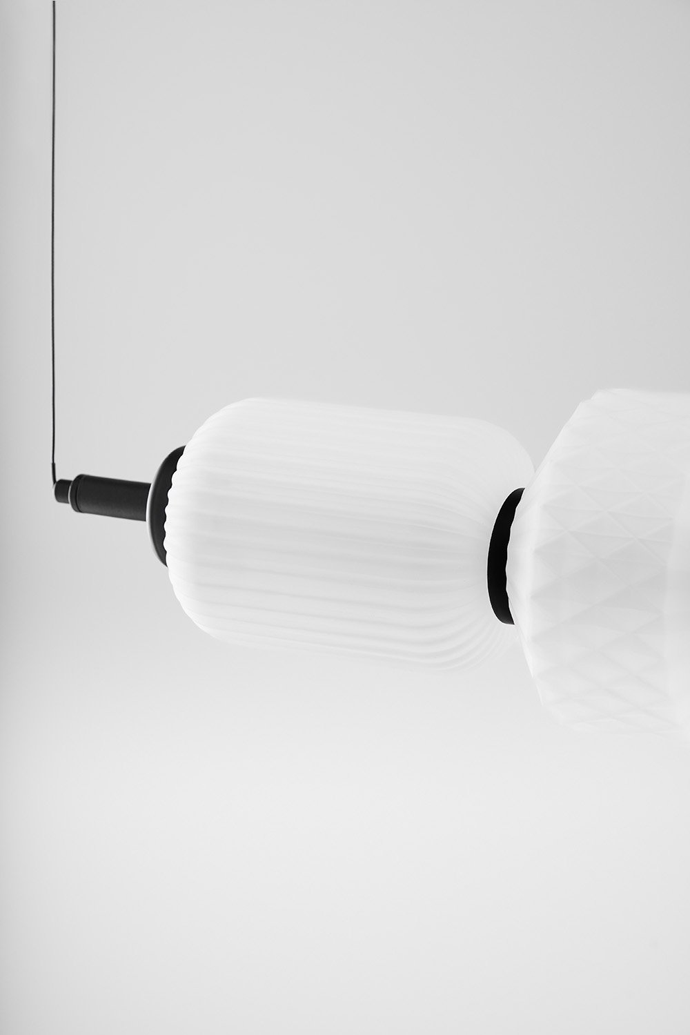 Candeeiro de teto linear LED em ferro e vidro (95 cm) Necsar, imagem de galeria 4