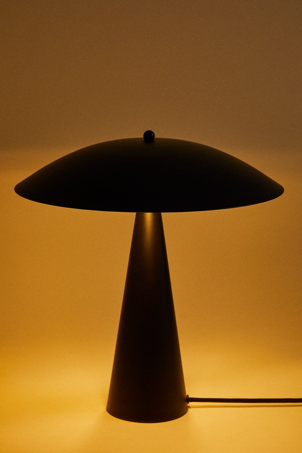 Lâmpada de mesa em ferro Irune, imagem de galeria 3