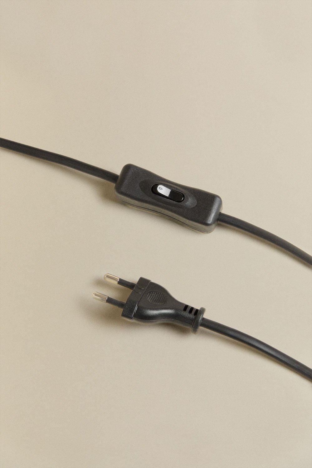 Lâmpada de mesa com base cilíndrica em madeira de acácia Freidy, imagem de galeria 6