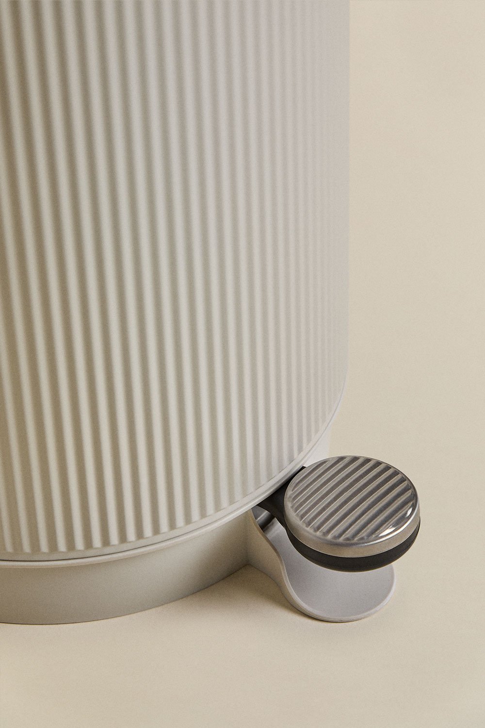 Cubo de lixo com tampa e pedal Midler, imagem de galeria 5