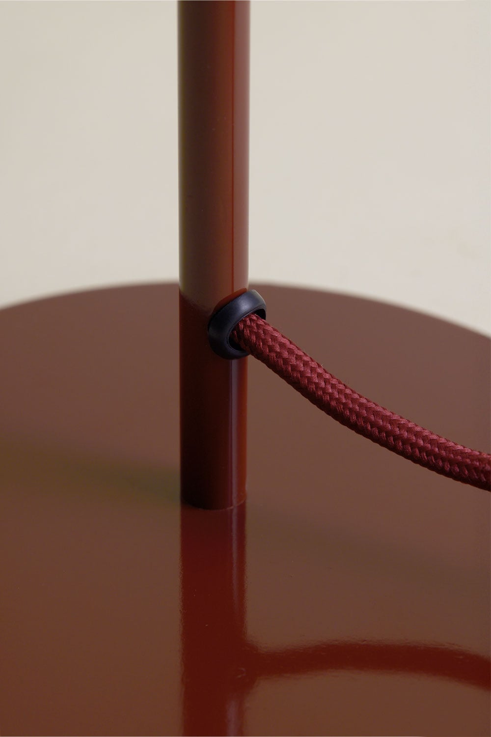 Candeeiro de mesa em ferro Alnair, imagem de galeria 6