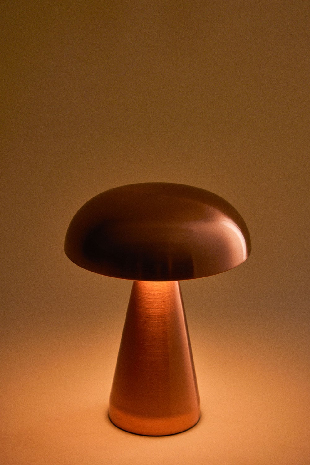 Lâmpada de mesa ↑20 cm LED sem fio em ferro Galina, imagem de galeria 4