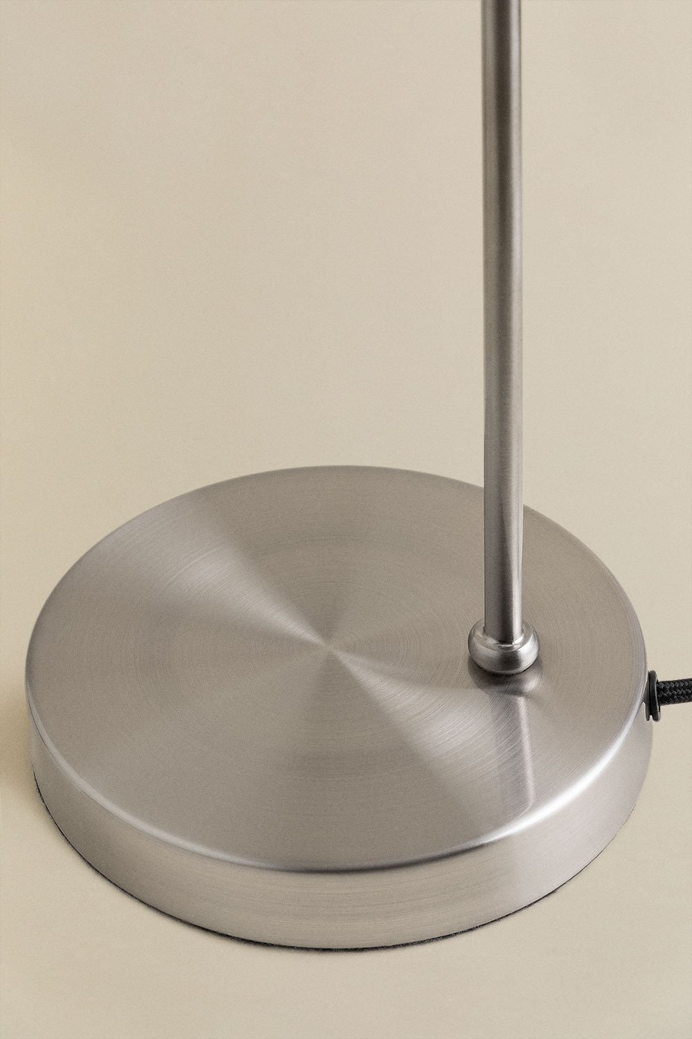 Candeeiro de mesa em ferro Cambrea, imagem de galeria 6