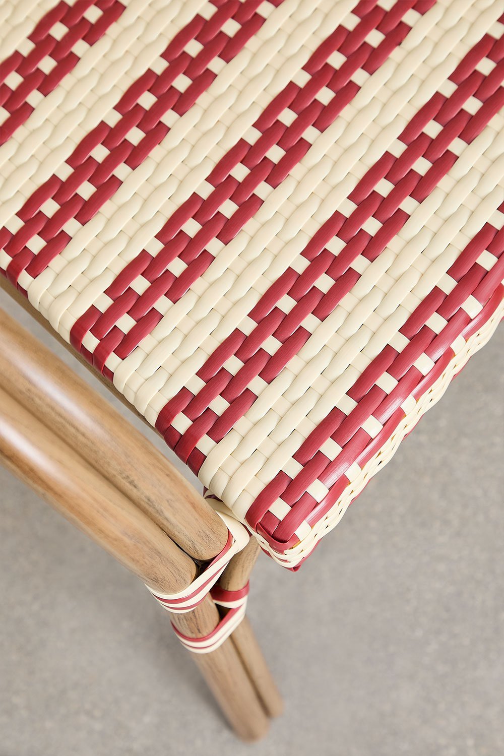 Cadeira de jantar empilhável Solange Bistro com braços em rattan sintético e alumínio, imagem de galeria 6