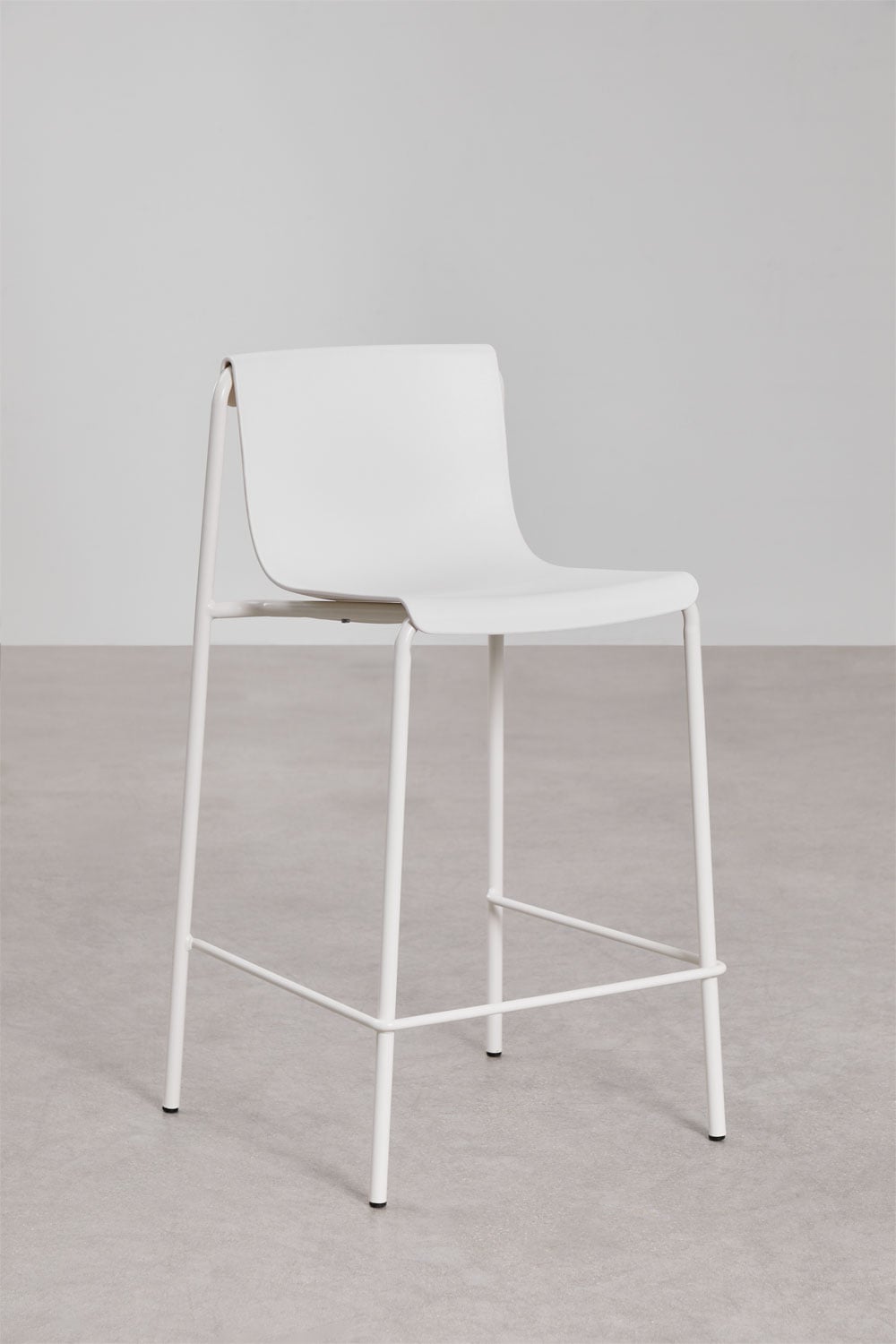 Banco alto de jardim 65 cm em polipropileno branco gardenia Ismene, imagem de galeria 1