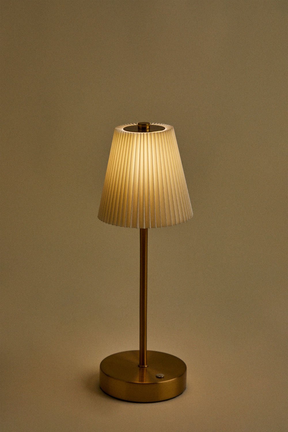 Lâmpada de mesa LED sem fio para exterior em ferro Myrdal, imagem de galeria 3