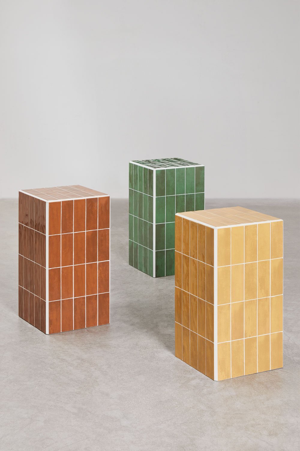 Mesa lateral de jardim quadrada 30x30 cm em cimento e azulejos Bongani, imagem de galeria 6