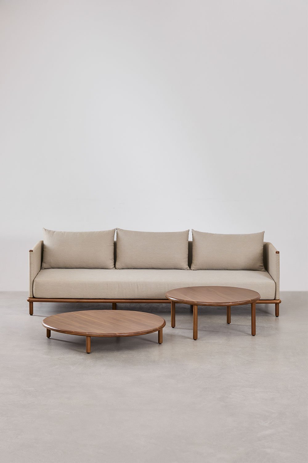 Conjunto de sala de estar com sofá de 3 lugares e duas mesas de centro redondas em madeira de acácia Olivia, imagem de galeria 1