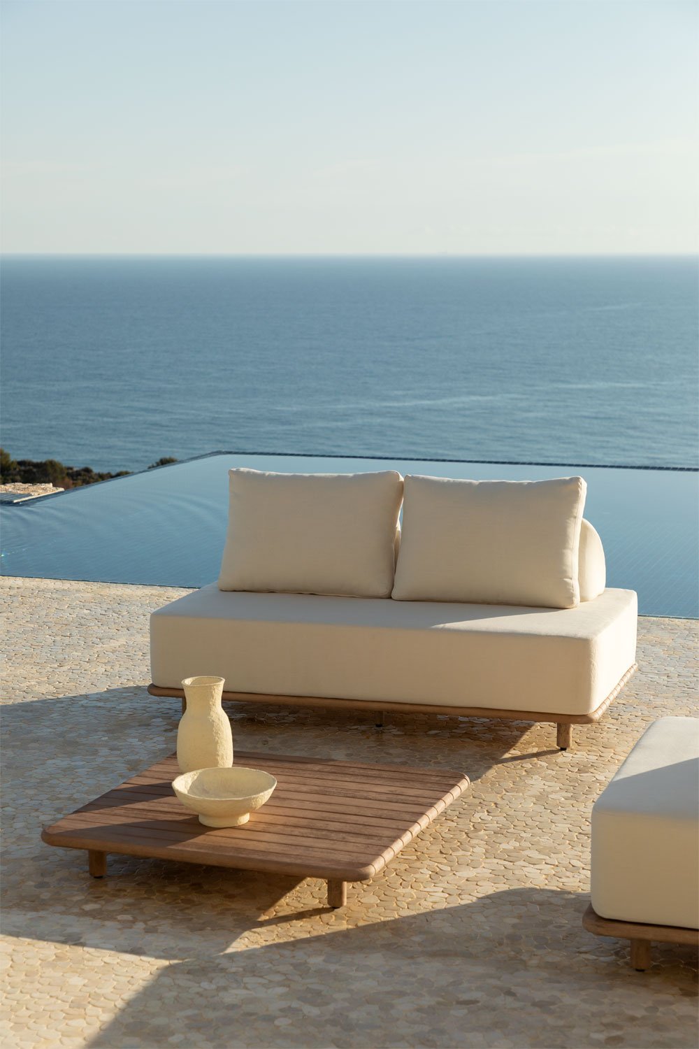 Conjunto de jardim com sofá de 2 lugares e mesa de centro quadrada 95x95 cm em acácia Portet, imagem de galeria 1