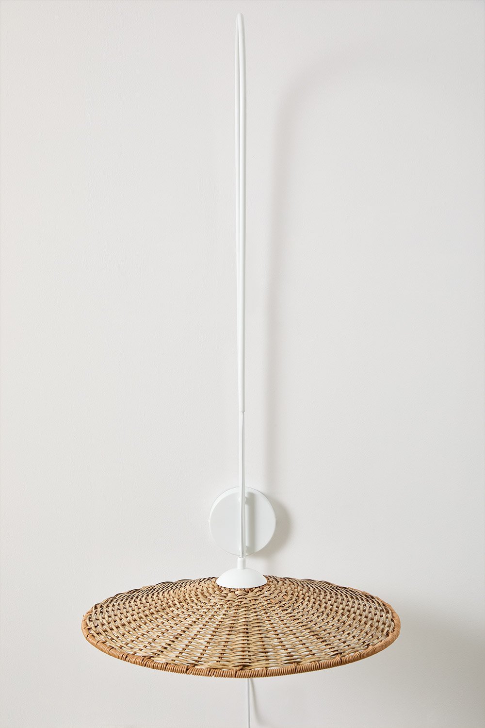 Luminária de parede externa Sopant feita de ferro e rattan sintético, imagem de galeria 5