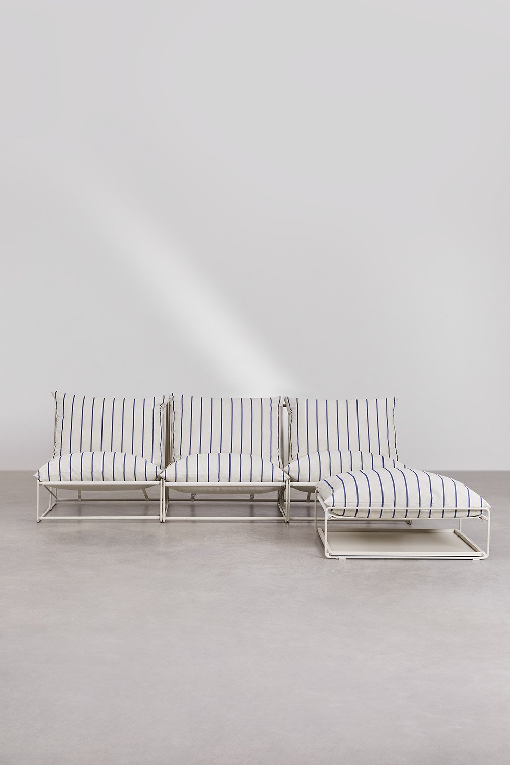 Sofá modular de jardim de 3 peças e puff conversível Amaro, imagem de galeria 4