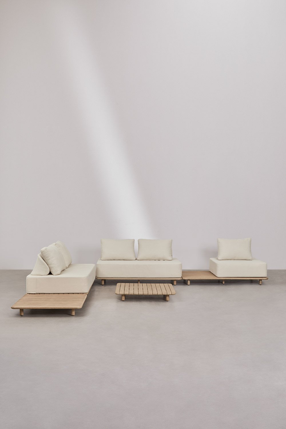 Conjunto de sala com sofá modular de canto de 4 peças com mesa auxiliar e de centro 95x95 cm em acácia Portet, imagem de galeria 2